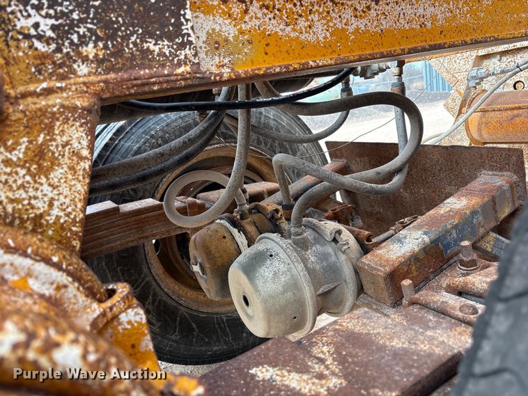 image for item EU4994 Ranch bottom dump trailer