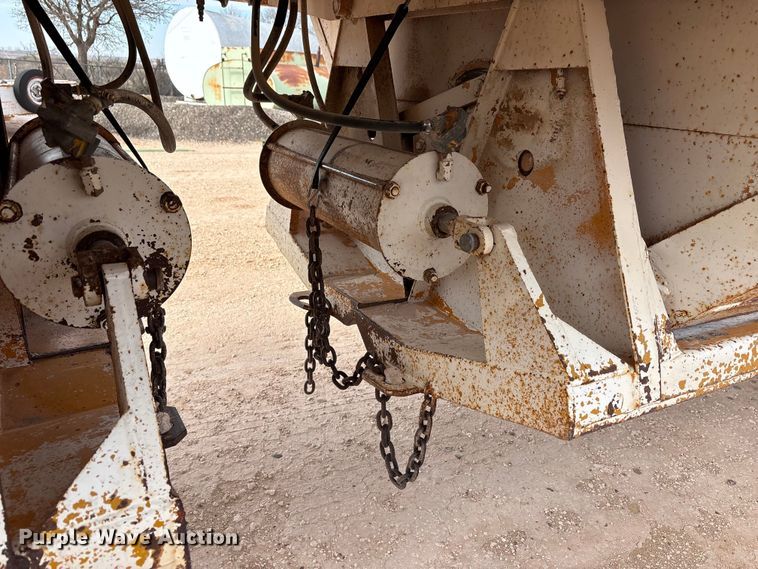 image for item EU4994 Ranch bottom dump trailer