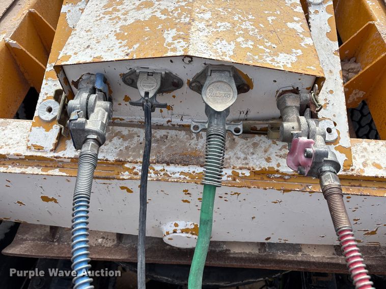 image for item EU4994 Ranch bottom dump trailer