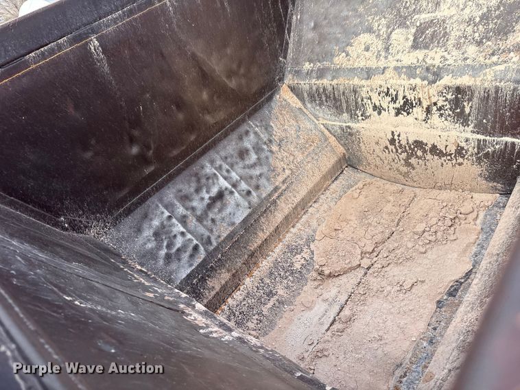 image for item EU4994 Ranch bottom dump trailer