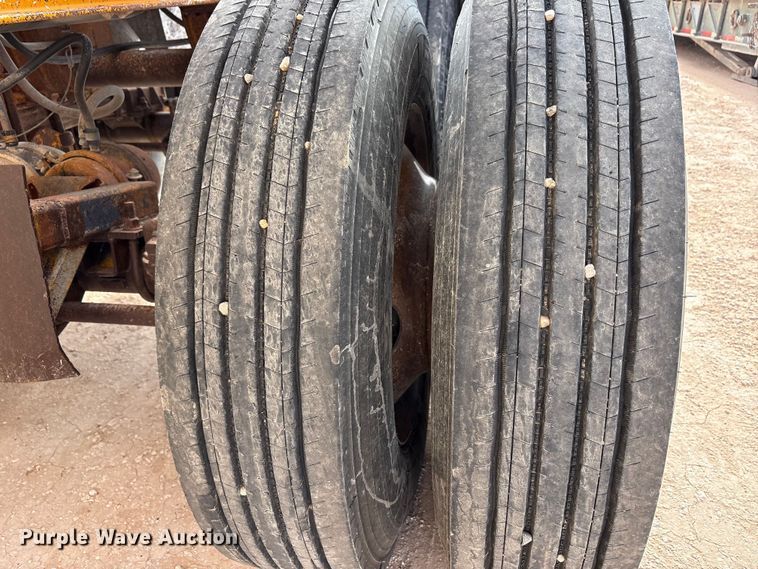 image for item EU4994 Ranch bottom dump trailer