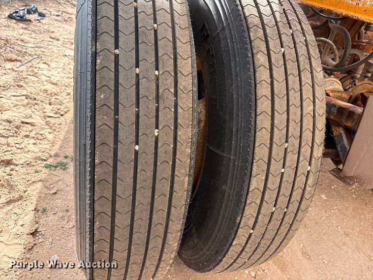 image for item EU4994 Ranch bottom dump trailer