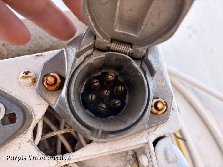 image for item EU4995 tank trailer