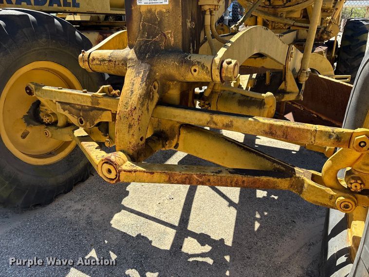 image for item EU7420 1964 Caterpillar 112F rigid frame motor grader