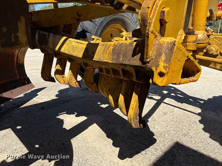 image for item EU7420 1964 Caterpillar 112F rigid frame motor grader