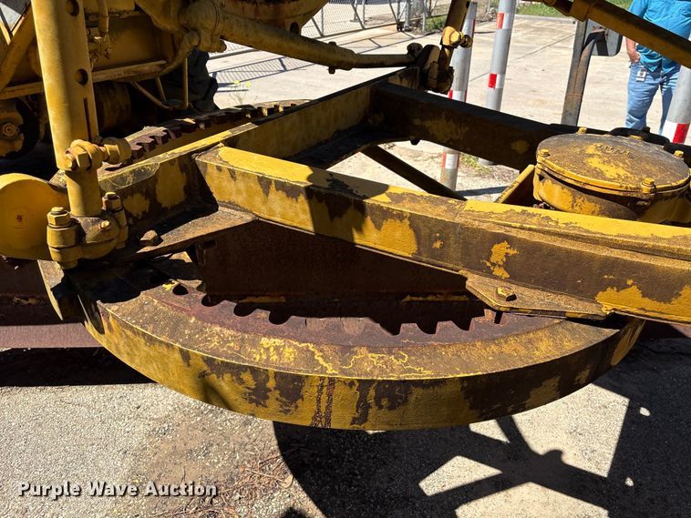 image for item EU7420 1964 Caterpillar 112F rigid frame motor grader