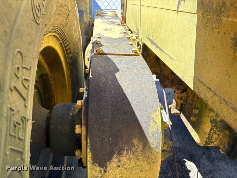 image for item EU7420 1964 Caterpillar 112F rigid frame motor grader