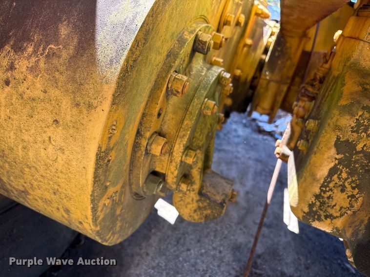 image for item EU7420 1964 Caterpillar 112F rigid frame motor grader