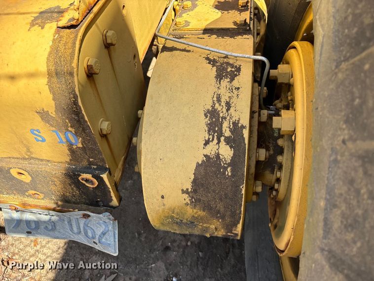 image for item EU7420 1964 Caterpillar 112F rigid frame motor grader