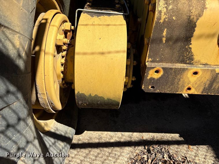 image for item EU7420 1964 Caterpillar 112F rigid frame motor grader