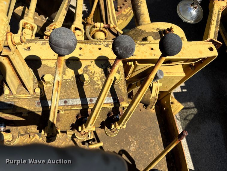 image for item EU7420 1964 Caterpillar 112F rigid frame motor grader