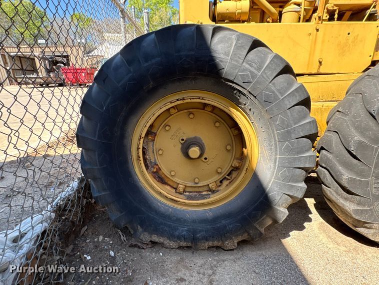 image for item EU7420 1964 Caterpillar 112F rigid frame motor grader