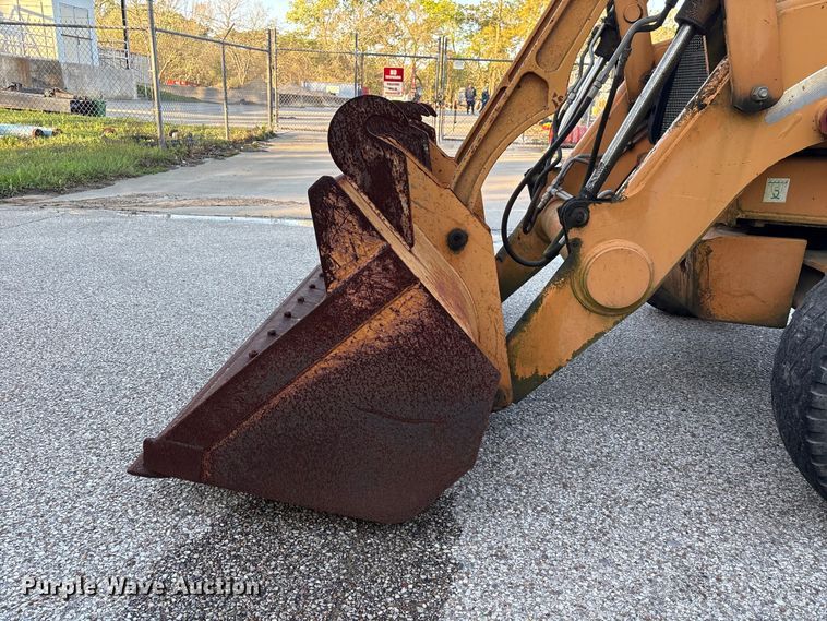 image for item EU7422 2002 Case 580M backhoe