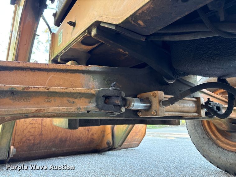 image for item EU7422 2002 Case 580M backhoe