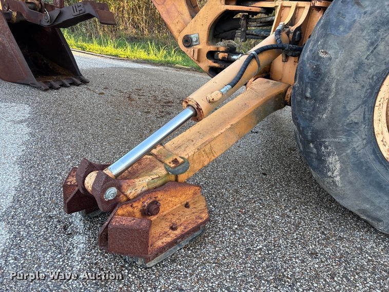 image for item EU7422 2002 Case 580M backhoe