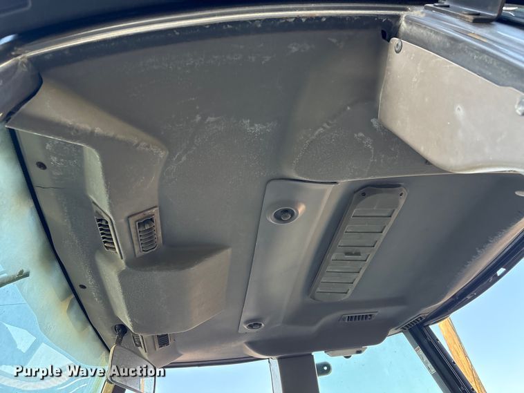 image for item EU7422 2002 Case 580M backhoe