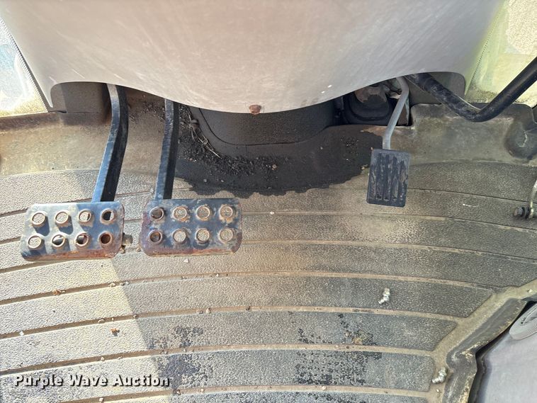 image for item EU7423 2002 Case 580M backhoe