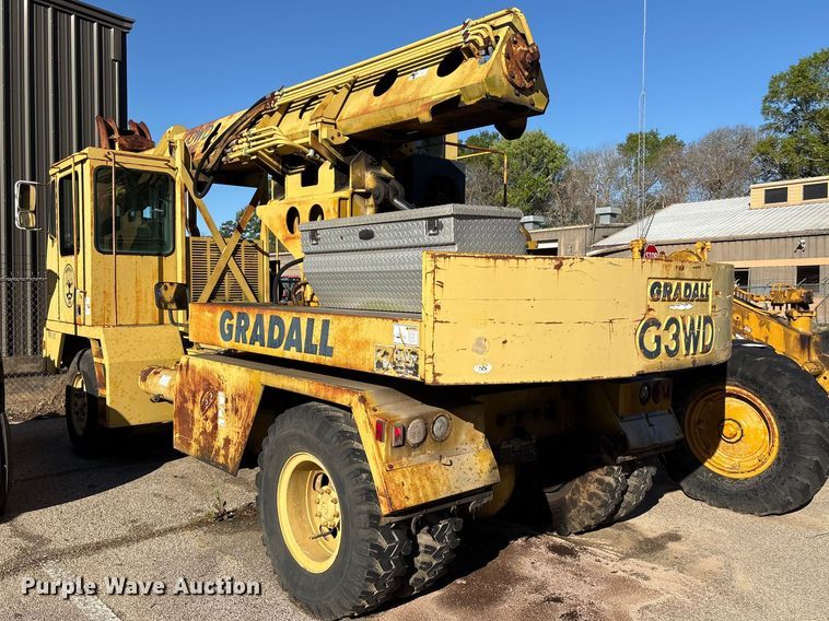 image for item EU7424 Gradall GW-362-G3WD wheeled excavator