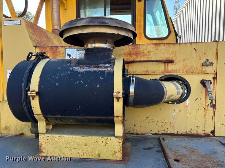 image for item EU7424 Gradall GW-362-G3WD wheeled excavator