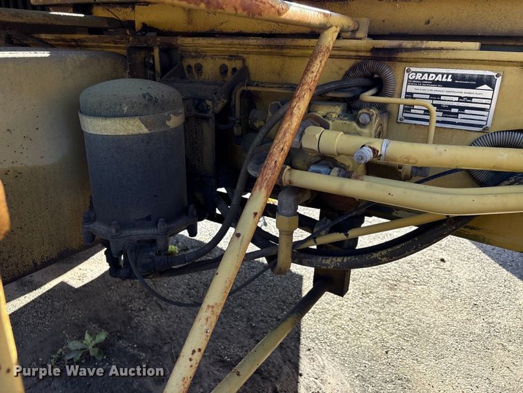 image for item EU7424 Gradall GW-362-G3WD wheeled excavator