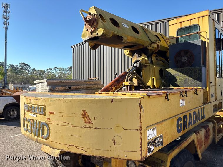 image for item EU7424 Gradall GW-362-G3WD wheeled excavator