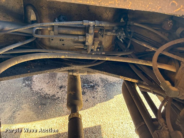 image for item EU7424 Gradall GW-362-G3WD wheeled excavator