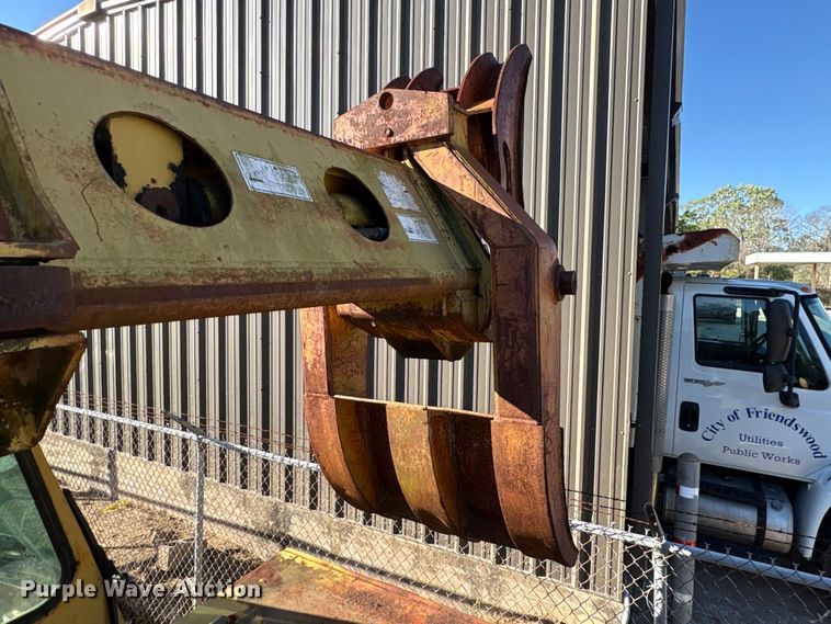 image for item EU7424 Gradall GW-362-G3WD wheeled excavator