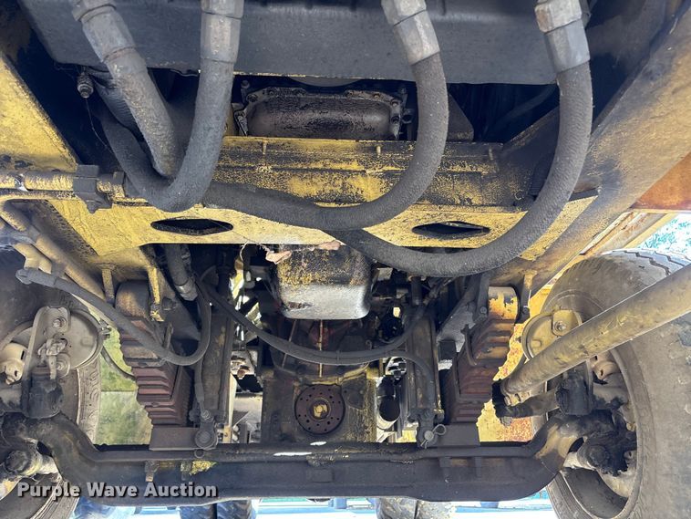 image for item EU7424 Gradall GW-362-G3WD wheeled excavator