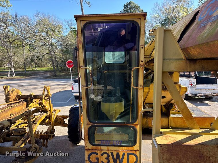 image for item EU7424 Gradall GW-362-G3WD wheeled excavator