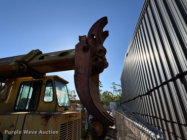 image for item EU7424 Gradall GW-362-G3WD wheeled excavator