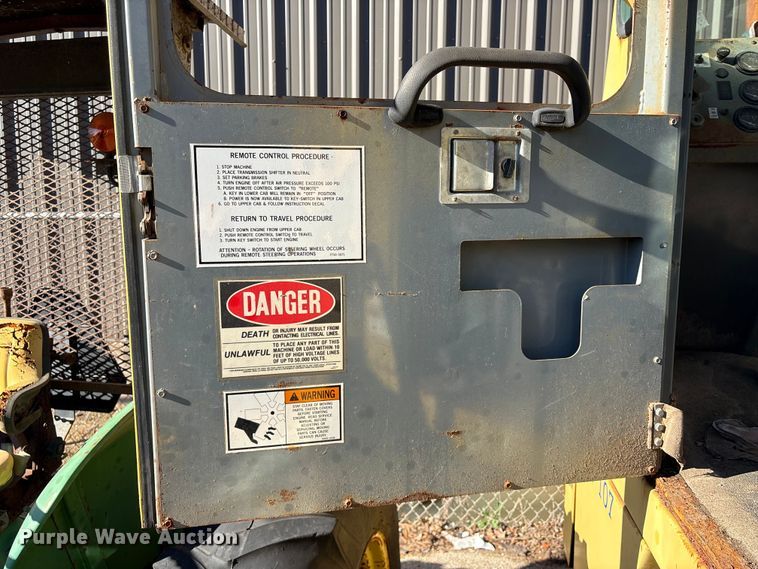 image for item EU7424 Gradall GW-362-G3WD wheeled excavator