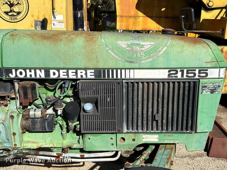 image for item EU7425 1992 John Deere 2155 tractor
