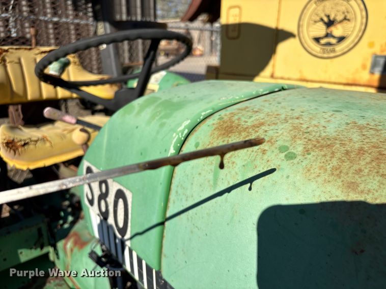 image for item EU7425 1992 John Deere 2155 tractor