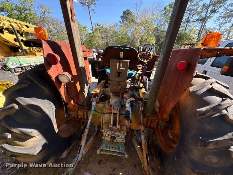 image for item EU7426 1983 Ford 5610 tractor