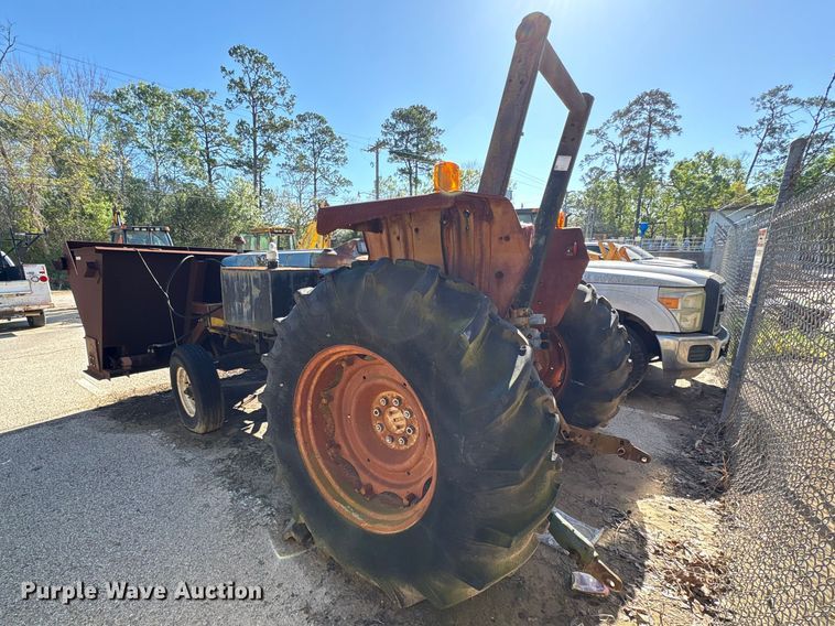 image for item EU7426 1983 Ford 5610 tractor