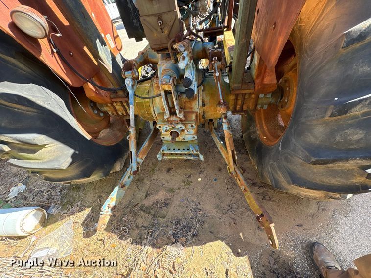 image for item EU7426 1983 Ford 5610 tractor