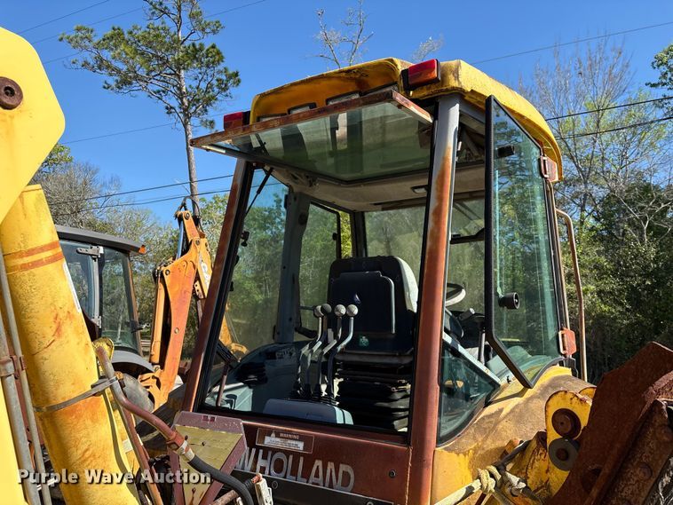 image for item EU7428 2001 New Holland LB75B backhoe
