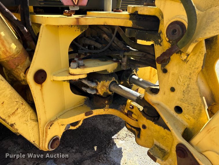 image for item EU7428 2001 New Holland LB75B backhoe