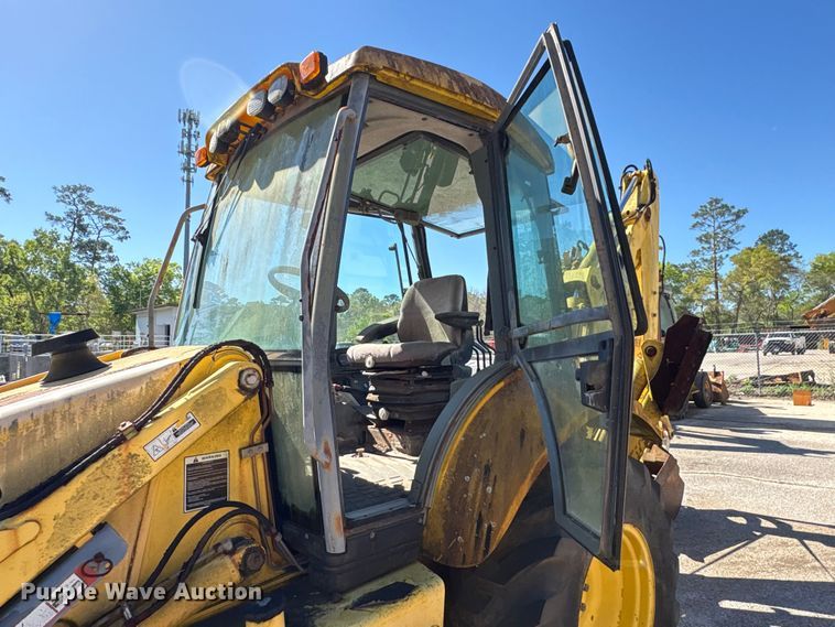 image for item EU7428 2001 New Holland LB75B backhoe