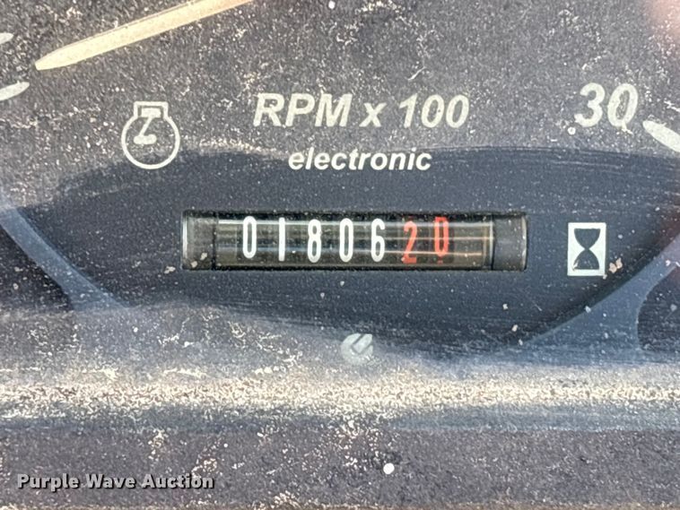 image for item EU7428 2001 New Holland LB75B backhoe