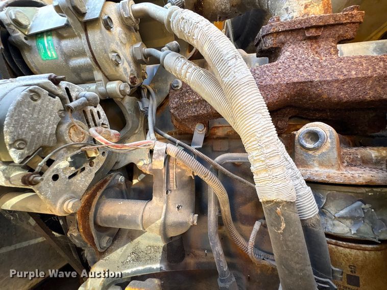 image for item EU7428 2001 New Holland LB75B backhoe