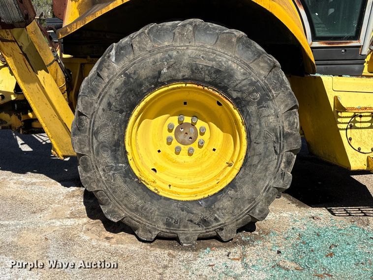 image for item EU7428 2001 New Holland LB75B backhoe