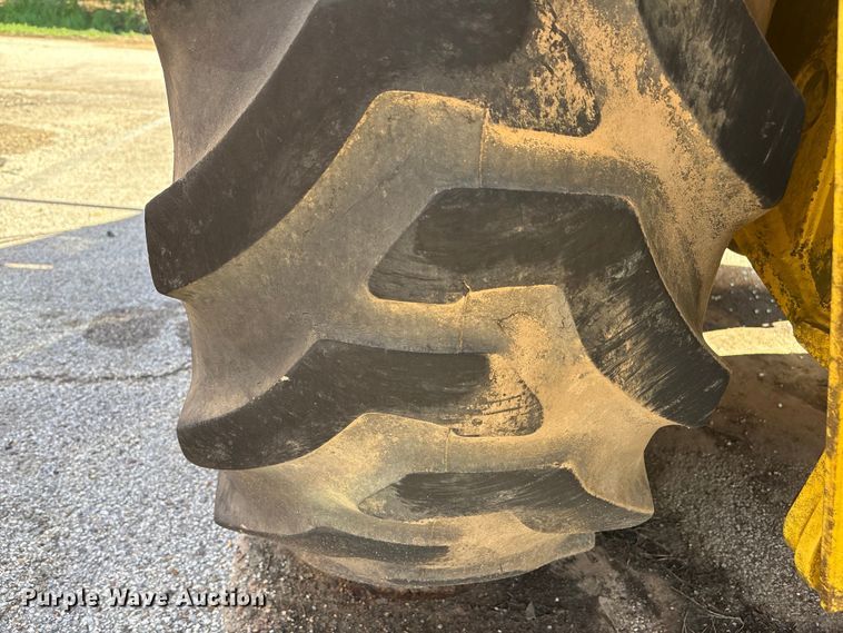 image for item EU7428 2001 New Holland LB75B backhoe