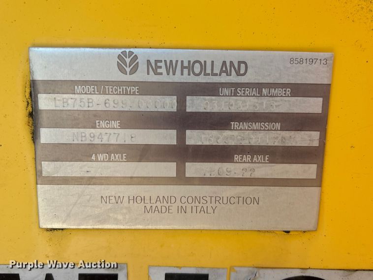 image for item EU7428 2001 New Holland LB75B backhoe