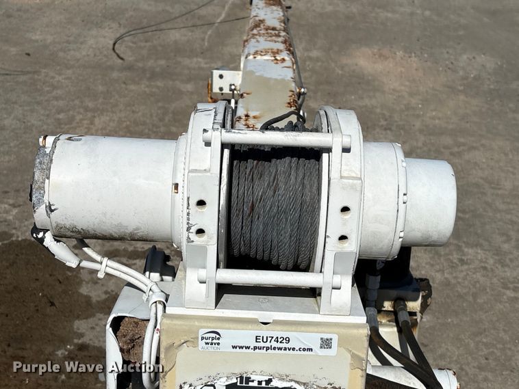 image for item EU7429 Liftmoore 4000X truck mounted crane