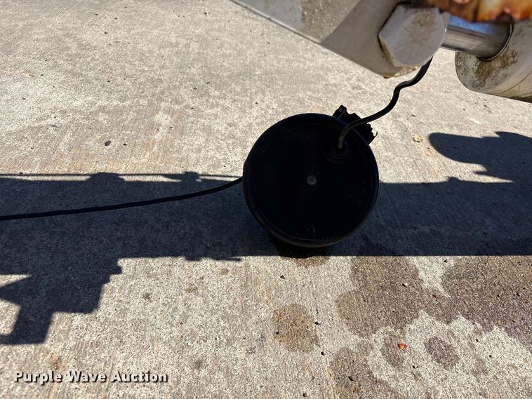 image for item EU7429 Liftmoore 4000X truck mounted crane