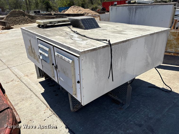 image for item EU7431 Deerskin Manufacturing animal control pickup truck bed