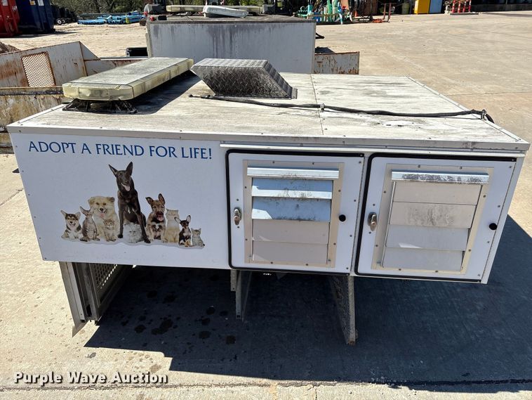 image for item EU7431 Deerskin Manufacturing animal control pickup truck bed