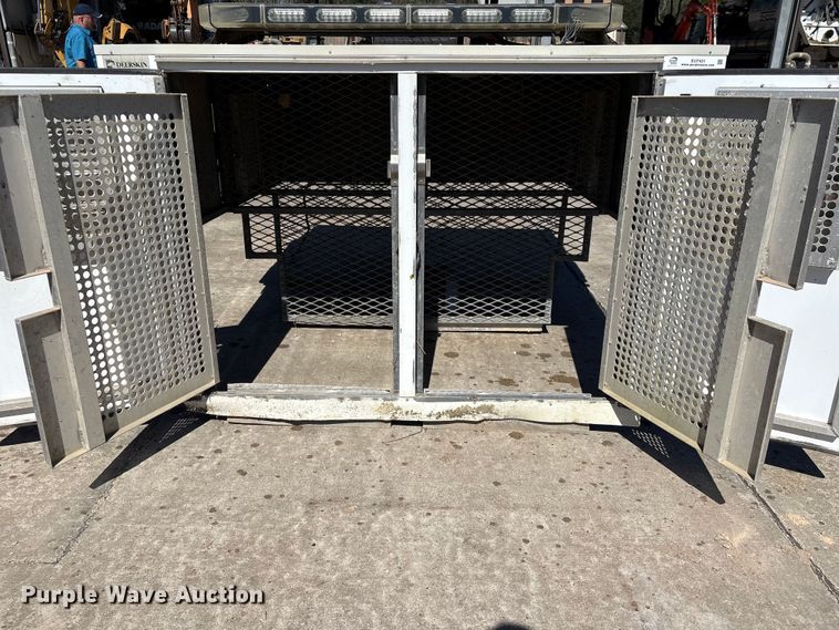 image for item EU7431 Deerskin Manufacturing animal control pickup truck bed