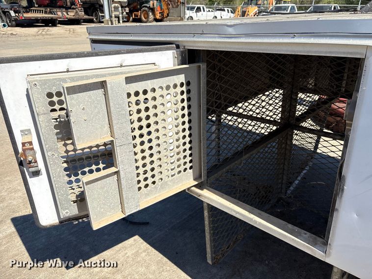 image for item EU7431 Deerskin Manufacturing animal control pickup truck bed